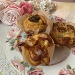 日々 - ゴルゴンゾーラとさつまいものグラタン
      ホワイトコーンとベーコンのグラタン
      塩バター里芋肉味噌