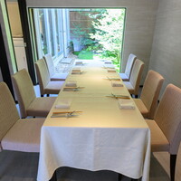 ローストビーフとフレンチのお店　祇園 うを多 - 個室