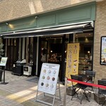 GRAND MAISON LOWE - いつ見ても、重厚感の有る佇まい屋根(*^^*)