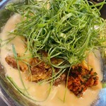 RAMEN HITONI YASASHIKU - アップ写真