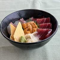 海鮮丼