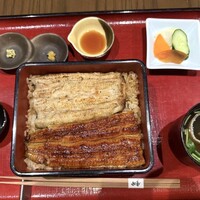 菊水楼 うな菊 ホテル椿山荘東京店 -  菊水楼 うな菊 ホテル椿山荘東京店 -