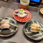 回転寿し 旬楽 - さぁ食べよう