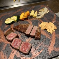 大阪鉄板焼き 神戸牛 TATARA - 