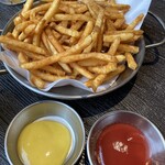 タングァンメクチュ（탄광맥주) 西面店 - ケイジャンポテト