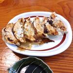 生姜醤油らーめん屋 青葉 - 料理写真: