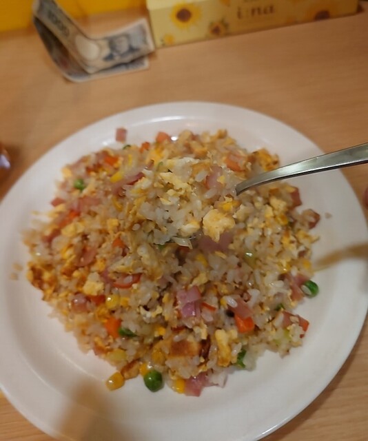 福島県伊達市の本格中華料理店「幸」- 家族で楽しめる味と雰囲気