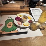 ファンキー原田3 - お通しとビール