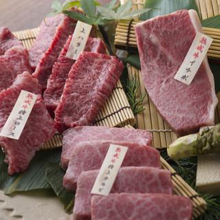 牛仁 - 料理写真:特撰のおすすめ熟成肉をたっぷりと堪能『特撰牛仁盛り』