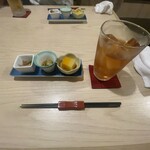 雑魚や - ウーロン茶とお通し