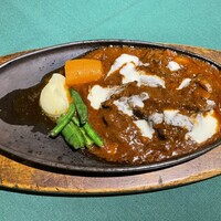 ロシヤ料理 ラルース - ビーフストロガノフ