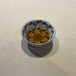 銀座 吉兆 - 果物、菓子が出て、塩焙じ茶