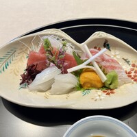 銀座 吉兆 -  "包丁仕事" の見事さに思わず感嘆する