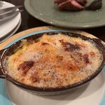 bistro La vie - 付け合わせポテトグラタン