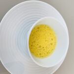 SEZANNE - スイートコーンとスモークパプリカのスープ