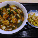 Kisshou rou - 五目タン麺＋半炒飯（本日のランチから）