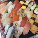 小僧寿し - 料理写真:ギガ盛り