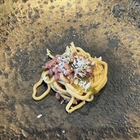 エトゥルスキ - タコのパスタ　麺が角張っているため弾力を感じ美味しかった。ジェノベーゼかこちらかを選べました。
