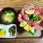 蔵王城 - ブリ丼