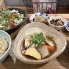 玄米カフェ実身美 あべの店