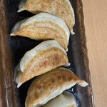 龍苑 - 餃子　470円