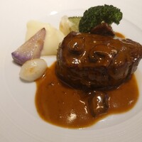 フランス料理 ル・クール - 子牛のフィレ肉 マッシュルームクリームソース