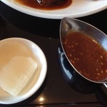 華乃家 - このソースが旨かった。