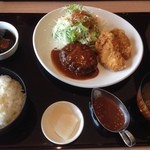 華乃家 - ハンバーグとヒレカツ定食。