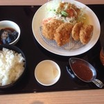 華乃家 - ヒレカツ定食。