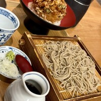 手打ち蕎麦 欅 - 小海老のかき揚げ丼とせいろのセット