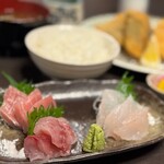 磯料理 ゑび満 - 地魚フライ（お刺身付）定食　1900円
