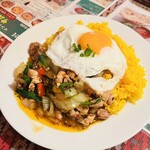 サムンドラ - ガパオライス