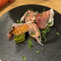 MAKIBI - 