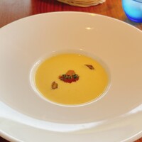 イタリア料理 リストランテ フィッシュボーン - 季節のスープ、冷製コーンスープ