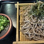 めん吉 - 料理写真:ざるそば(大盛) 750円