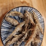 大衆スタンド 神田屋 - 活どじょうの唐揚げ