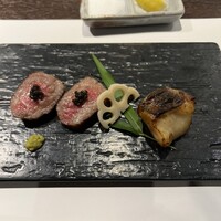 神楽坂 よこ田 - 黒毛和牛サーロインステーキキャビア載せ、銀鱈西京焼、花蓮根