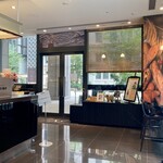 トシ・ヨロイヅカ 東京 - 