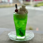 カフェ ハートリップ - 夏季限定メニュー♪ クリームソーダ