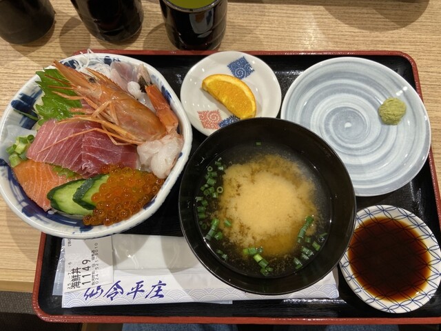 魚河岸処 仙 福島店（【旧店名】どん辰） - 福島（海鮮丼）