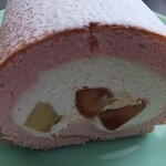 パティスリー モンシェール - 季節の堂島ロール ～桃　税込2,484円