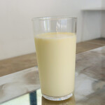 ペアツリーファームカフェ - 牛乳