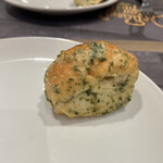 shurasukoandobiaresutoranareguriashinagawaareguriashinagawaisutowantawa - This bread is delicious.