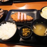 とんかつとカツカレーの店 キセキ食堂 岩槻店 - 