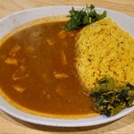 スパイスバル コザブロ - カレー 一種盛り (副菜付き) (1200円)  ◦サメのカレー ₍₍⁾₎ ₍₍⁾₎ ₍₍⁾₎