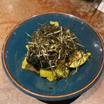 ケラケラ ケイヴ - ・岩のりアボカド¥590
      のったり食感のアボカドに岩のりがめっちゃ合う！