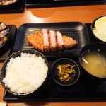 とんかつとカツカレーの店 キセキ食堂 - 