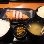 とんかつとカツカレーの店 キセキ食堂 - 