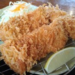 とんかつ専門店 かつ一 - ロースと白身フライのさっぱり！おろしポン酢定食