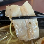 福田ラーメン - チャーシューリフト